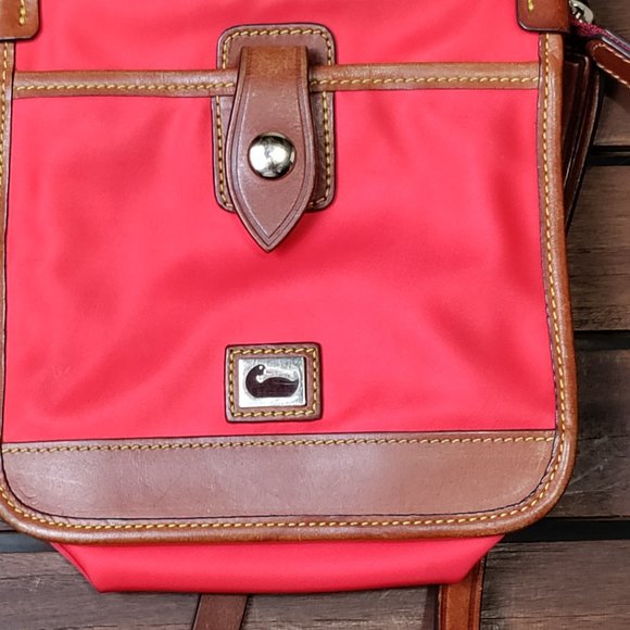 Dooney & Bourke Wayfarer Letter Carrier - Picture 5 of 11